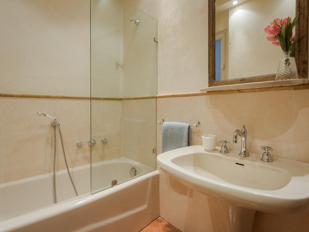 Charming Suite Ponte Vecchio View Firenze Esterno foto
